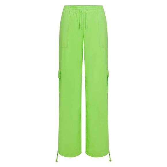 SKIMS CoverUp Neon Green Oversized Cargos - Picture 1 of 4